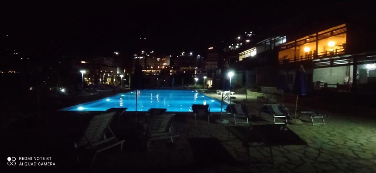 Matthews Beach House Vlore Luaran gambar