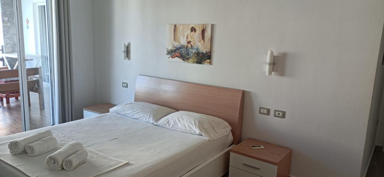 Matthews Beach House Vlore Luaran gambar